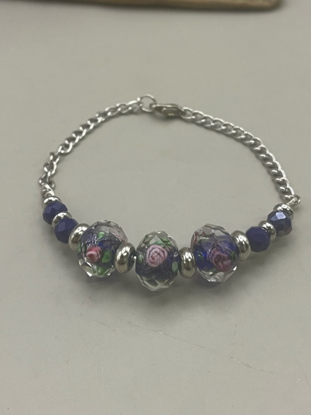 Murano Style Lampwork Glass Bead Bracelet Silver Tone Chain Blue Floral lampwork